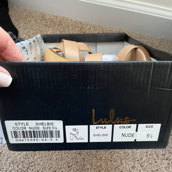 ANKLE STRAP SANDALS - Picture 6 of 8